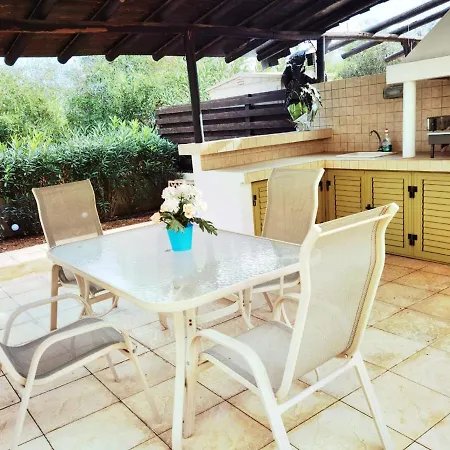 Villa Golden Coast Marina 4 Bed *